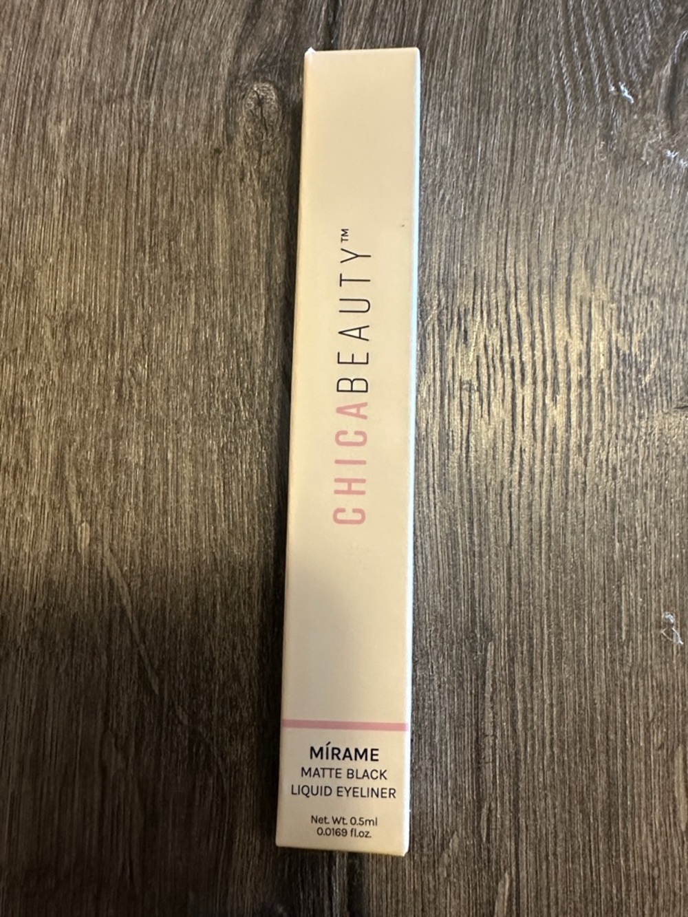 ChicaBeauty Mírame Matte Black Liquid Eyeliner - Black